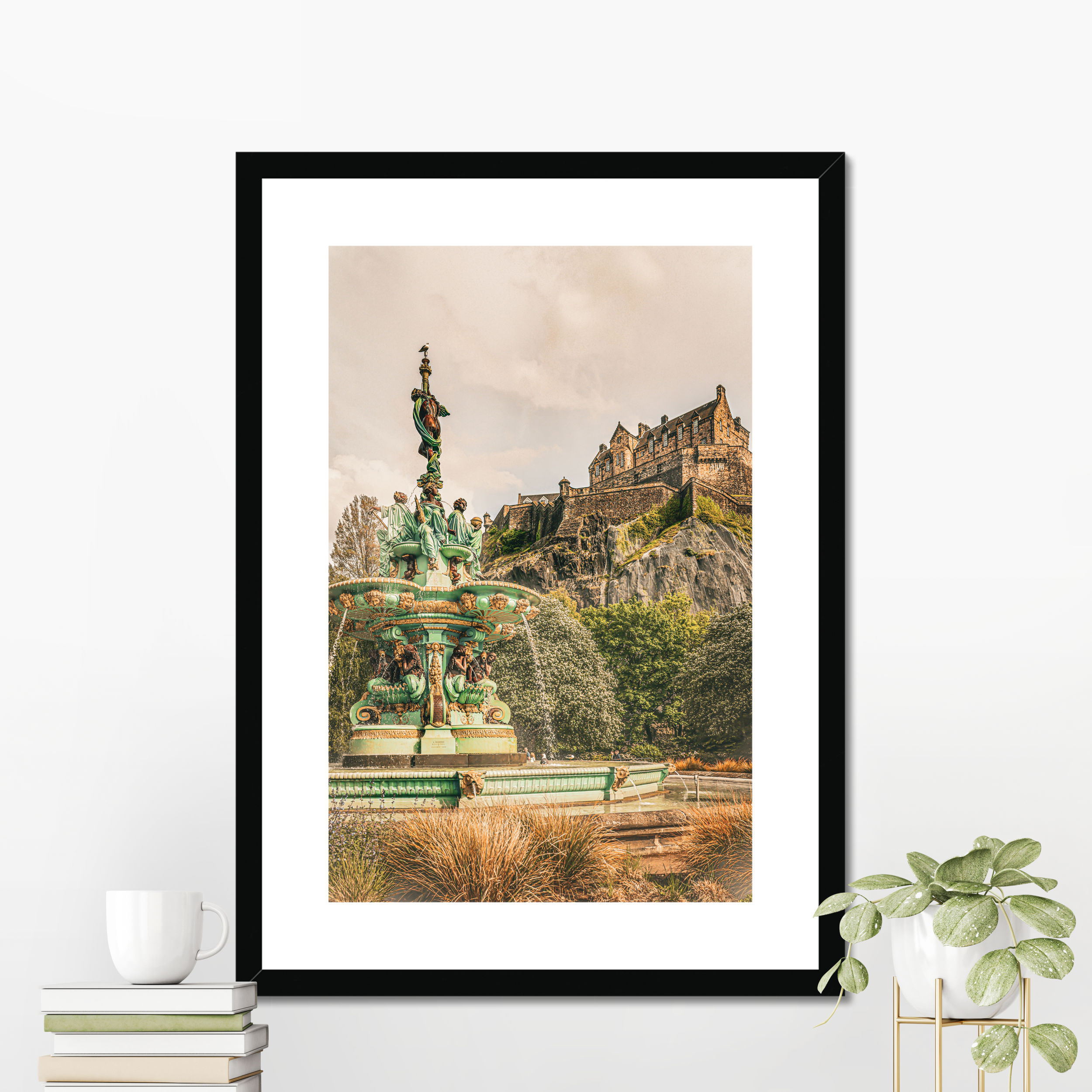 The Crown Above the Gardens | Ross Fountain & Edinburgh Castle