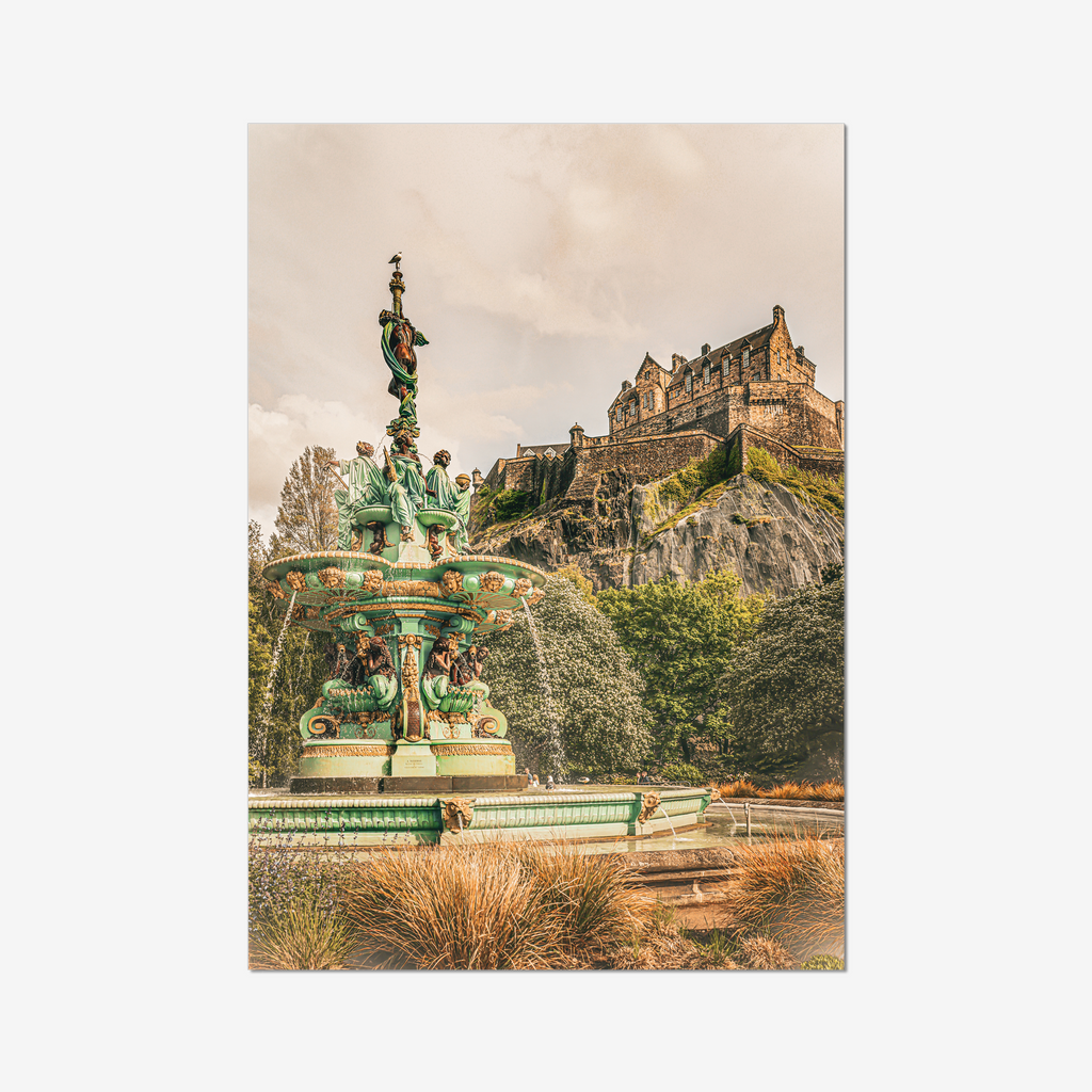 The Crown Above the Gardens | Ross Fountain & Edinburgh Castle